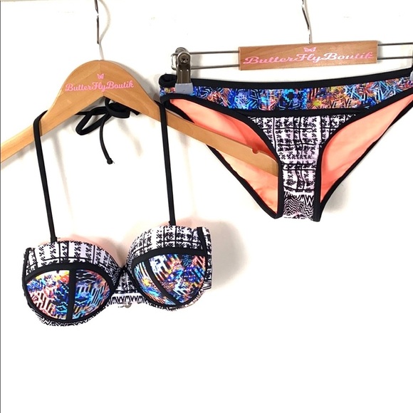 Coral Tropics Boho Floral Bikini Set Push up Padded Bra, Top Small & Bottoms M - Picture 1 of 9